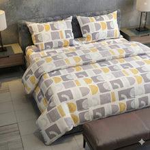 Load image into Gallery viewer, 4 pieces King size Comforter set "Summer"