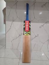 Load image into Gallery viewer, Gray-nicolls Omega GN 1.5 Turbo English Willow Bat
