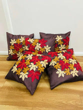 Load image into Gallery viewer, Velvet embossed Cushion cover