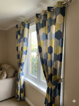 Load image into Gallery viewer, Printed curtain (pair)
