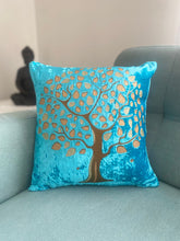 Load image into Gallery viewer, Velvet embossed Cushion cover
